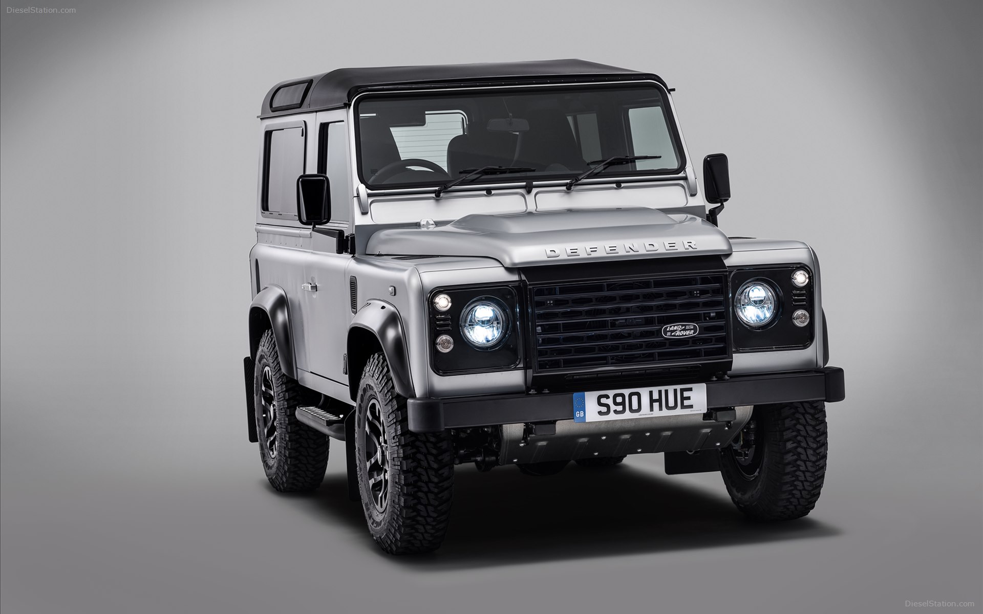 Land Rover Defender 2 Million 2015